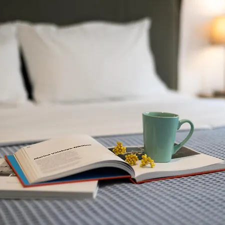Elia Cosy In The Heart Of Plaka Афины
