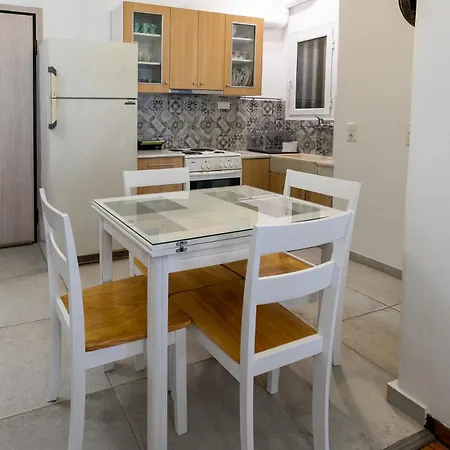 Elia Cosy In The Heart Of Plaka Апартаменты Афины