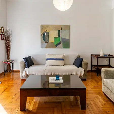 Elia Cosy In The Heart Of Plaka